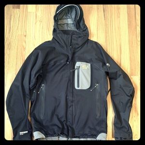 Men’s Mountain Hard Wear jacket